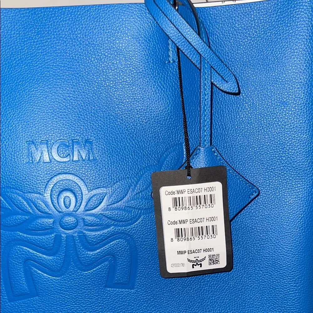 MCM Tote Himmel Shopper Embossed Logo Leather New Munich Blue NWT full inclusion - Picture 8 of 17